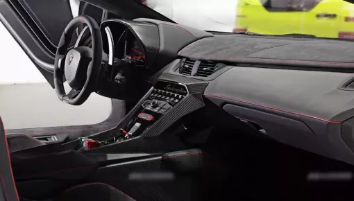Lộ diện nội thất siêu phẩm Lamborghini Veneno giá chưa thuế đã 10 triệu đô la được nghi vấn của đại gia Việt