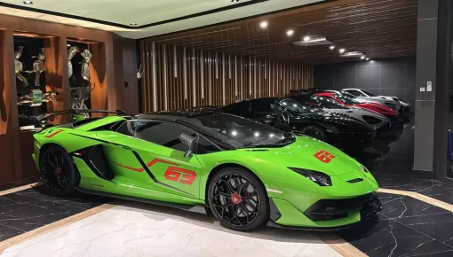Đại gia Đà Nẵng bán chiếc Lamborghini Aventador SVJ Roadster về cho 1 nhân vật VIP, garage xe toàn biển Lào