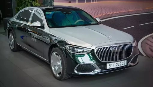 Đại gia sát hạch lái xe tậu Mercedes-Maybach S450 4Matic đời mới chỉ để xứng tầm siêu biển ngũ quý 2