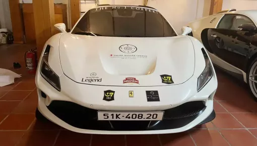 F8 Spider cũng góp mặt trong đoàn xe Ferrari trưng bày tại Gumball 3000