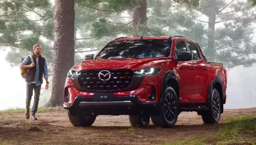 Mazda BT-50 2025 chính thức trình làng với thiết kế đầu xe như CX-5 và màn hình lớn hơn