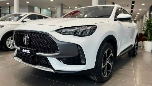 MG HS giảm giá xuống còn 530 triệu đồng tại đại lý, rẻ hơn cả SUV hạng A