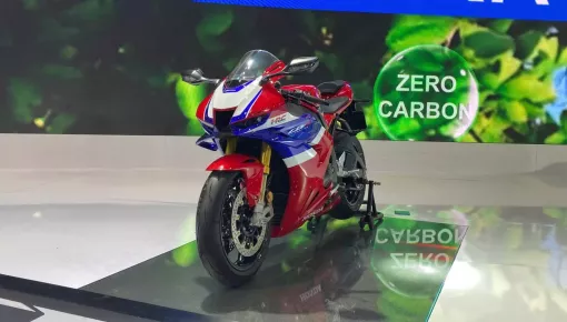 Chi tiết siêu mô tô Honda CBR1000RR-R Fireblade 2025 mới ra mắt tại Việt Nam, giá đắt hơn cả Honda CR-V