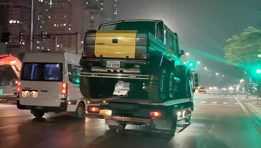 Siêu phẩm Mercedes-Benz G63 AMG 6x6 lại xuất hiện ở Việt Nam: Thay đổi biển số, bộ áo cho khác lạ