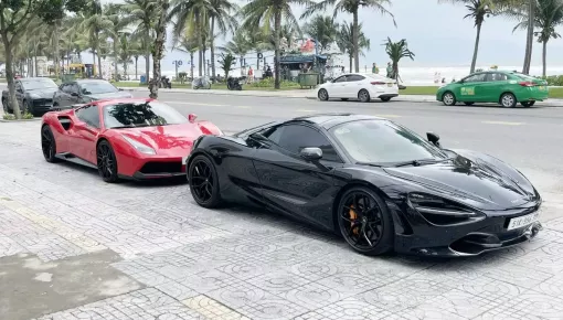 Cặp đôi siêu xe thả dáng trên đường phố Đà Nẵng, Ferrari 488 GTB biển ngũ quý 5 vẫn hút mắt người xem