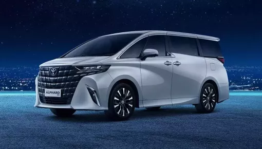 Toyota Việt Nam tăng giá cho hàng loạt xe nhập khẩu, Alphard đắt hơn đến 149 triệu đồng