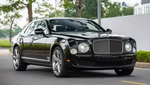 Bentley Mulsanne lạ xuất hiện tại Bình Dương, hóa ra là bản Le Mans Edition độc nhất Việt Nam