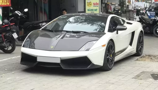 Doanh nhân Hà Nội 1 tình yêu với Lamborghini Gallardo Superleggera độc nhất Việt Nam