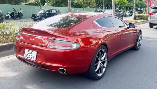 "Nữ hoàng" Aston Martin Rapide của doanh nhân Đồng Nai