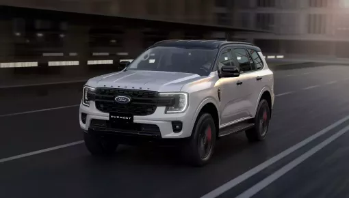 "Vua" phân khúc SUV hạng D Ford Everest thêm phiên bản mới, giá từ 1,199 tỷ đồng