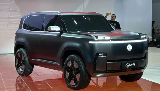MG Cyber X - SUV điện với thiết kế vuông vức và đèn pha ẩn như siêu xe Ferrari cổ