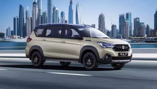 Suzuki tiếp tục giảm giá đến 60 triệu đồng cho 2 mẫu xe XL7 và Jimny