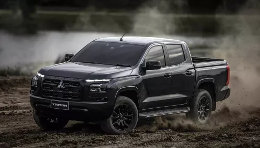 Mitsubishi Triton 2025 ra mắt với ngoại hình mạnh mẽ và hầm hố hơn