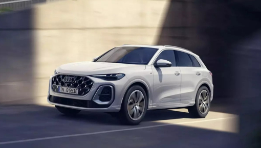 Audi Q5 chạy 100 km không cần xăng và sạc còn nhanh hơn cả laptop
