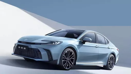 Toyota Camry 2026 ra mắt, nâng cấp công nghệ thông minh, thêm bản hybrid giá rẻ hơn