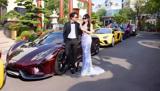 Vợ chồng đại gia Hoàng Kim Khánh muốn hợp thức hóa McLaren Senna và Koeenigsegg Regera ra biển Việt Nam