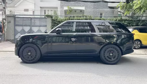 Range Rover lên bộ mâm độ siêu cá tính của HForged, chạy 100 km/h logo vẫn thẳng đứng