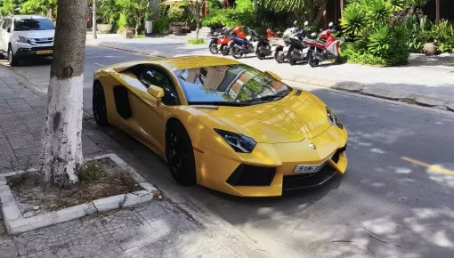 Lamborghini Aventador LP700-4 đầu tiên về Việt Nam giờ ra sao?