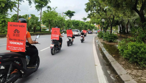 Bắt kịp sóng chuyển đổi xanh, Dat Bike khai trương loạt cửa hàng tại Hà Nội, thu xe xăng đổi xe điện