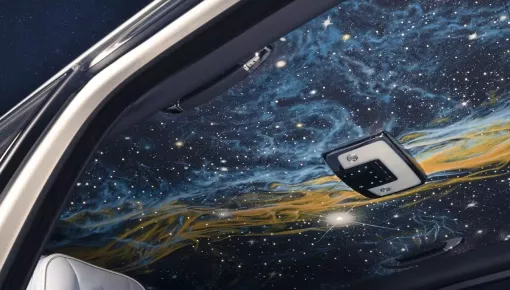 Chi tiết Rolls-Royce Cullinan Cosmos được thửa riêng: Trần sao giờ biến tấu vẽ bằng tay