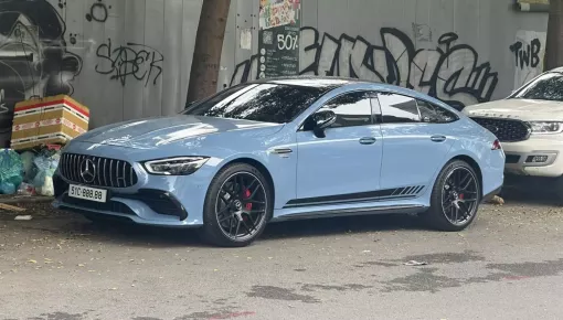 Chiếc biển số 51C-888.88 lại "đổi chủ": Từ Kia sang Ford giờ đến Mercedes-AMG GT 53