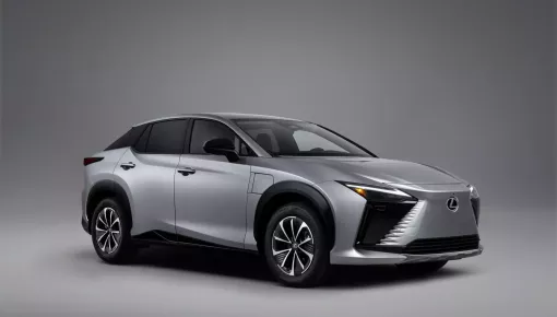 Cận cảnh Lexus RZ 2026 mới ra mắt, giá từ 1,2 tỷ đồng