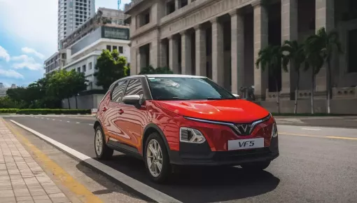 Doanh số SUV hạng A tháng 10/2025: VinFast VF 5 bán 1 tháng bằng Kia Sonet bán 10 tháng