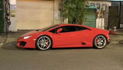 Lamborghini Huracan dẫn động cầu sau tái xuất sau thời gian dài ẩn cư
