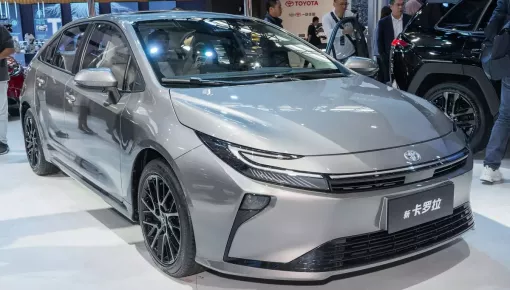 Toyota Corolla 2026 trình làng tại thị trường sát cạnh Việt Nam với thiết kế mới và màn hình cỡ lớn