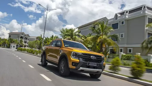 Ford Việt Nam nối dài chương trình hỗ trợ 100% lệ phí trước bạ cho xe trong tháng 12/2025