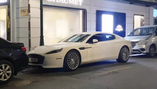 Aston Martin Rapide S của hot girl 9X Hà thành tái xuất