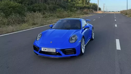 Porsche 911 mang gói độ tiền tỷ của 9X Hà Nội