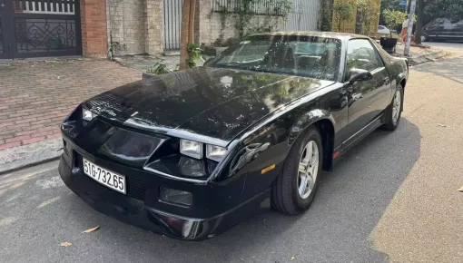 Xe thể thao hàng hiếm Chevrolet Camaro 1989 bất ngờ tái xuất