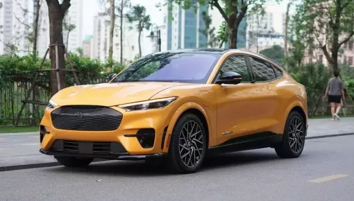 Kén khách tại Việt Nam nhưng Ford Mustang Mach-E lại làm mưa làm gió ở Mỹ