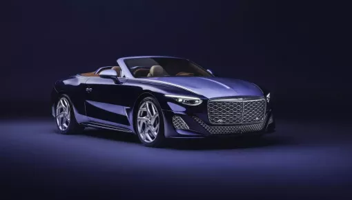 Một người phụ nữ đã thiết kế riêng cho mình chiếc Bentley Batur mui trần đẹp đến nao lòng, giá hơn 3 triệu USD