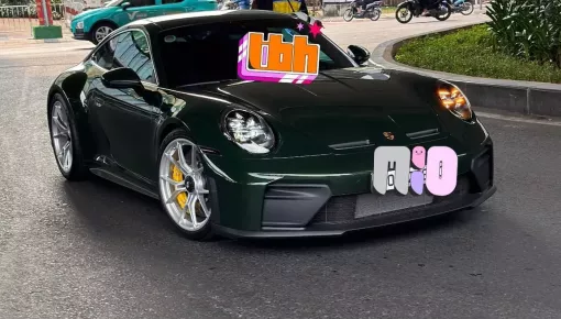 Porsche 911 GT3 RS 992 là chưa đủ, doanh nhân này còn tậu thêm Porsche 911 GT3 992.2 đầu tiên ở Việt Nam