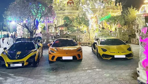 Dàn siêu xe khủng đi ăn cưới tại Nghệ An, tòa lâu dài khủng của chủ nhân gây choáng ngợp