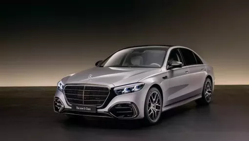 Mercedes-Benz S-Class 2026 chính thức trình làng, chạy theo xu hướng ''càng nhiều màn hình càng tốt''