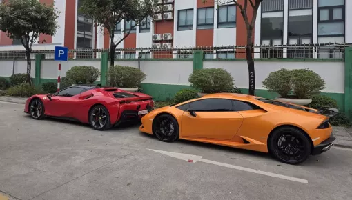 Cặp đôi siêu xe chục tỷ đồng của doanh nhân Hà Nội