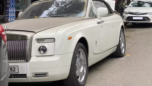 Rolls-Royce Phantom Drophead Coupe gần 16 năm tuổi của doanh nhân Hà Nội tái xuất