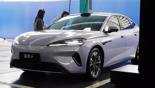 BYD Seal 07 EV 2026 trình làng, sạc nhanh như chớp, giá khởi điểm dưới 600 triệu đồng