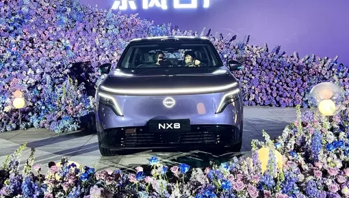 SUV hạng trung Nissan NX8 được bán ra thị trường, nhận 8.423 đơn đặt hàng trong 30 phút