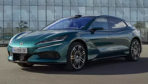 Denza Z9GT ra mắt thị trường quốc tế với pin mới sạc nhanh như đổ xăng, rục rịch bán ở Đông Nam Á