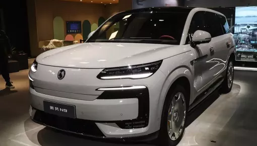 BYD Denza N9 - SUV đã được đăng ký bảo hộ kiểu dáng ở Việt Nam - có thêm phiên bản sạc 9 phút mới
