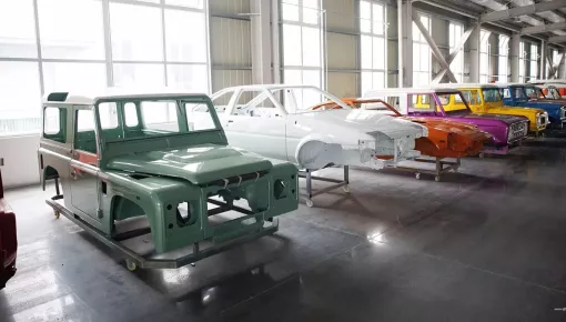 Thân vỏ ô tô phục chế: sản xuất tại Trung Quốc nhưng không rẻ, có thể là cứu cánh của ngành xe cổ thế giới