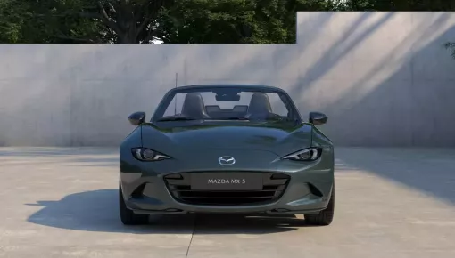 Mẫu xe sắp bán tại Việt Nam Mazda MX-5 lần đầu tiên có màu sơn xanh lá