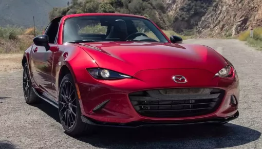 Đại lý Việt nhận cọc cho Mazda MX-5 bản mui cứng, giá dưới 1,5 tỷ đồng