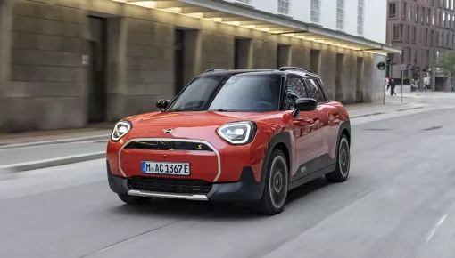 SUV điện Aceman gia nhập dải sản phẩm MINI tại Việt Nam, giá từ 2,419 tỷ đồng