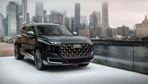 Chỉ sau 1 lần lái thử, sếp Audi đã "gạt phăng" chi tiết này khỏi thiết kế cuối cùng của SUV hạng sang Q9