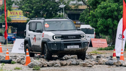 Đánh giá Toyota Land Cruiser FJ 2026: SUV địa hình cá tính, danh có xứng với thực?